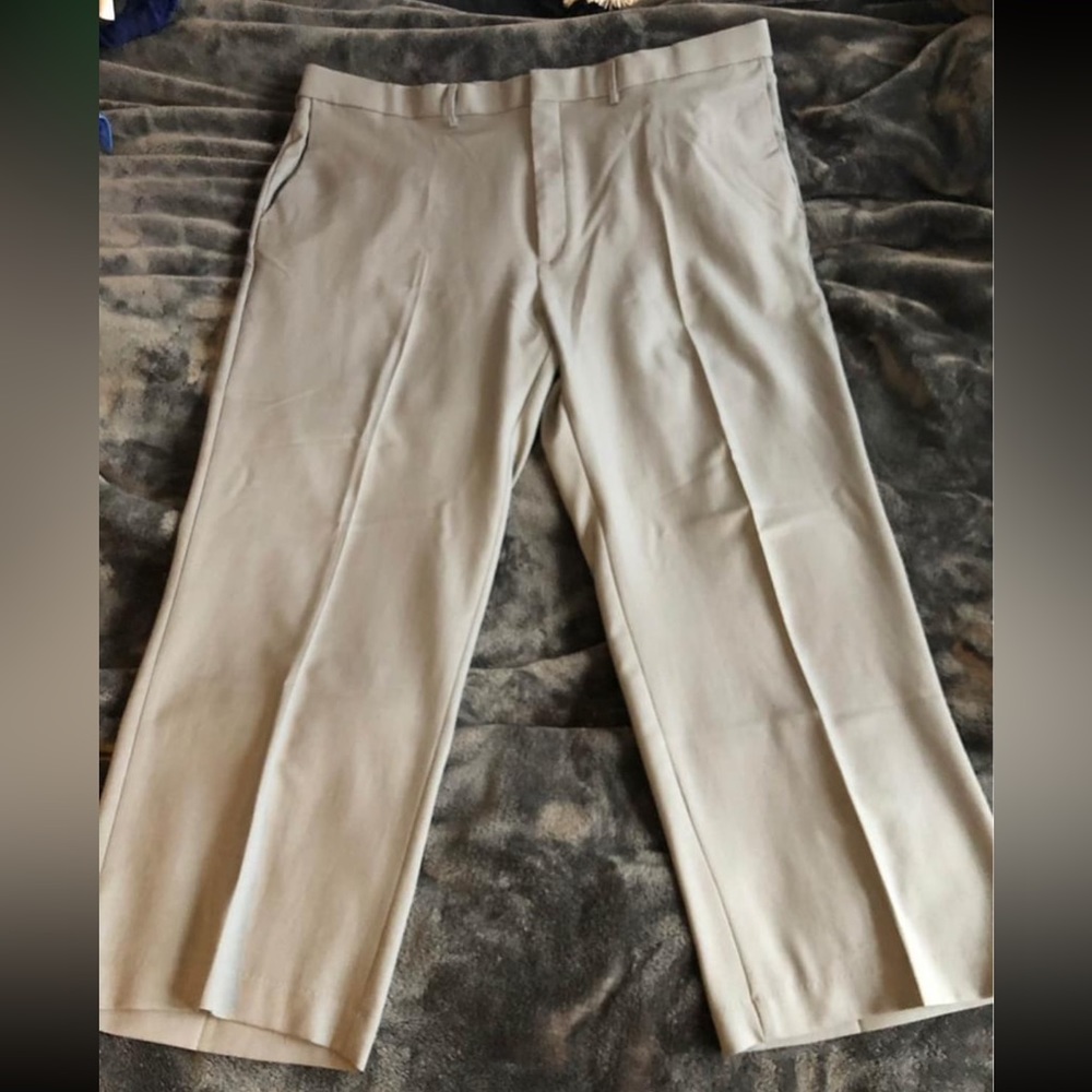Men’s Haggar grey dress pants SIZE 44x29